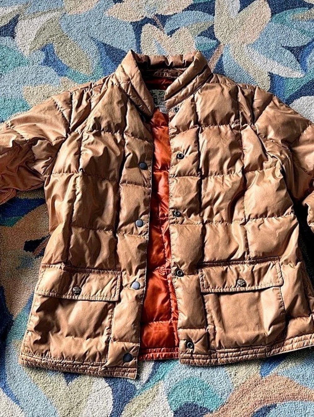 Eddie Bauer DownLight Down Puffer Jacket in gold Size Medium